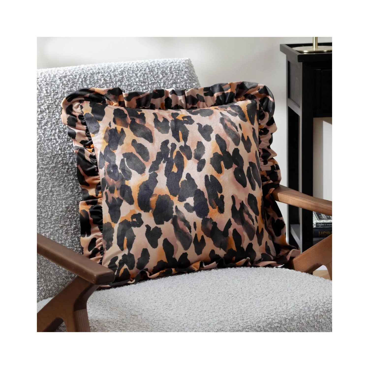Coussin léopard à volants style rétro années 70 décoration colorée