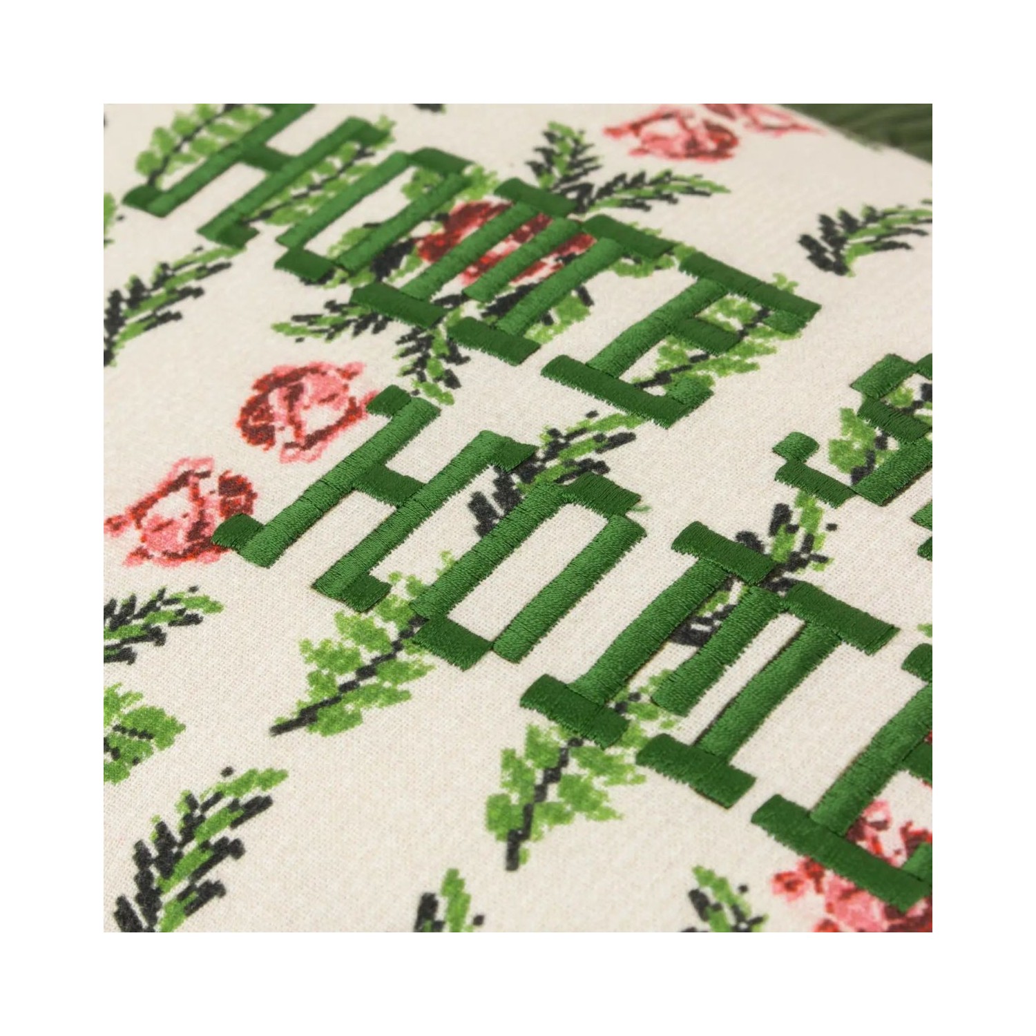 Coussin Home Sweet Home brodé avec volants verts style vintage décoration maison