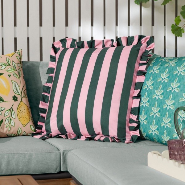 Coussin d’extérieur à rayures rose et vert avec volants décoration colorée