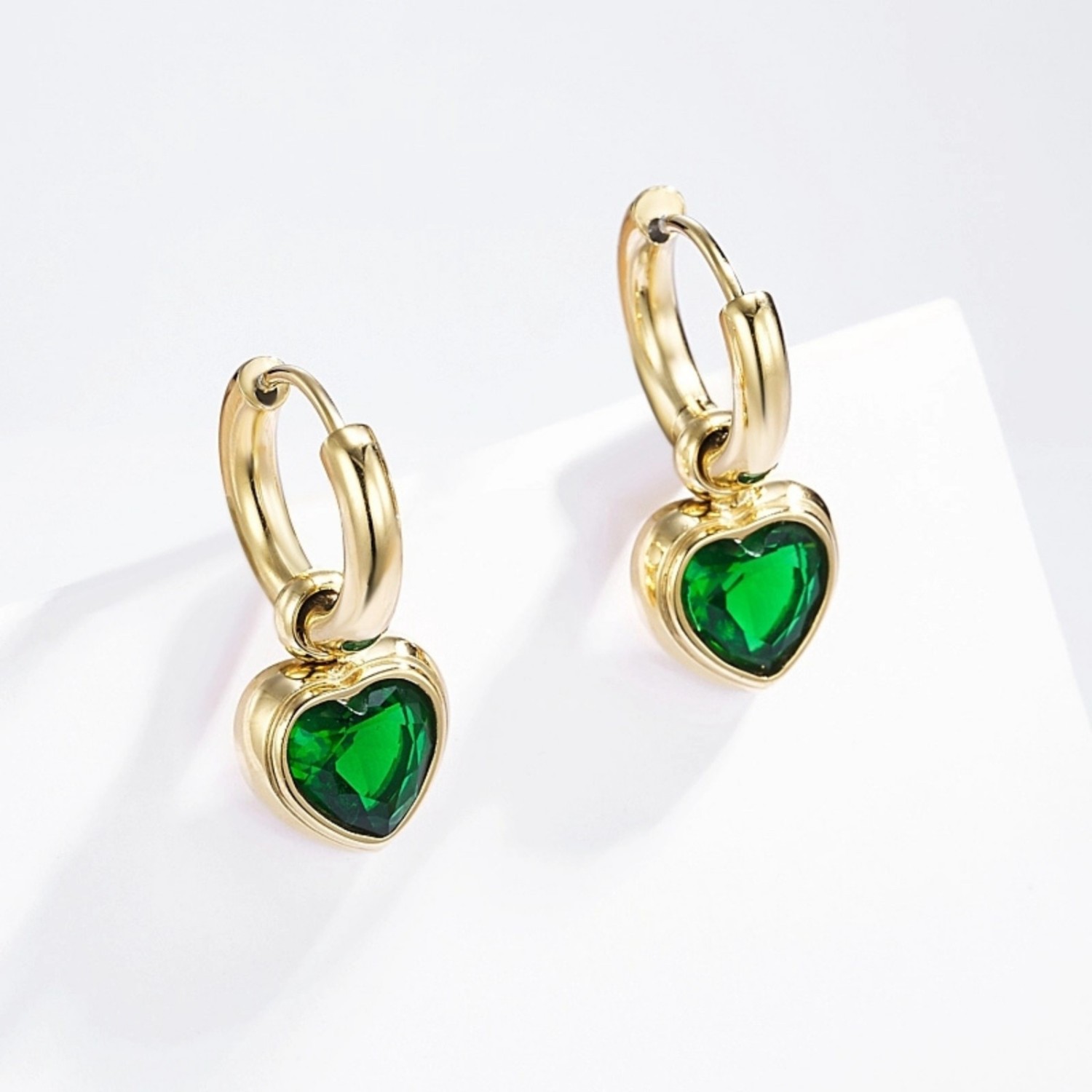 Boucles d’oreilles cœur vert