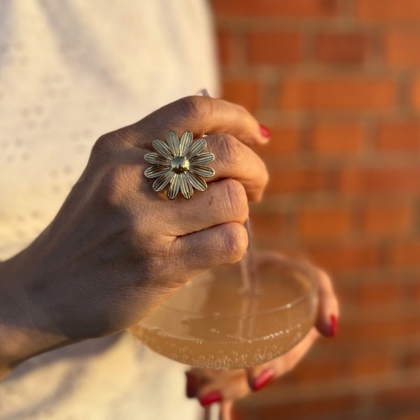 Bague fleur dorée vintage